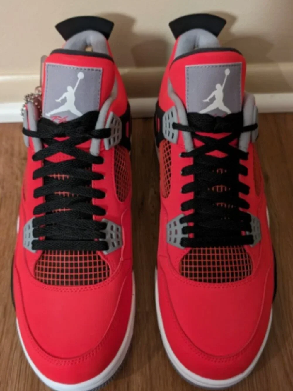 Nike Air Jordan 4 Retro (Toro Bravo)